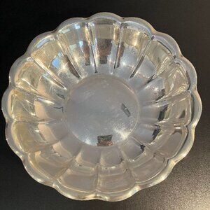 Vintage Reed & Barton EPNS 175 Scalloped Silverplate Bowl